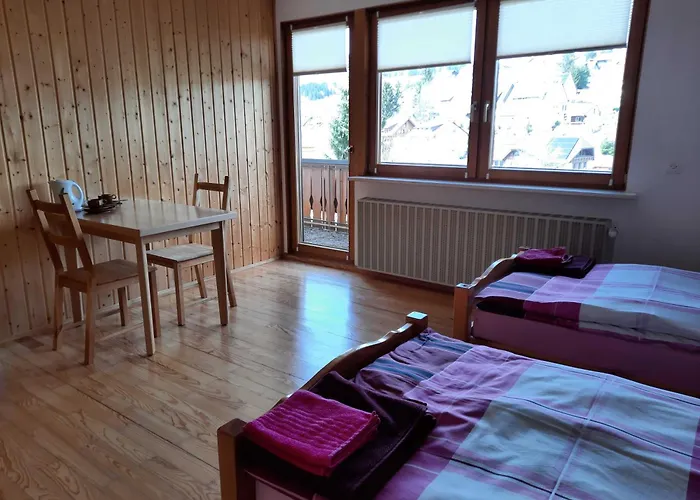 Haus Waldeck ホームステイ フルトヴァンゲン